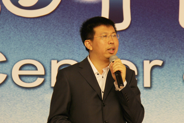 �����|�����������Ƅӻ�(li��n)�W(w��ng)�r���ĺ������İl(f��)չ