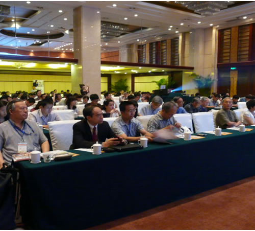 �D��2011�Ї�(gu��)��(gu��)�H��ý�wҕӍ�߷�Փ���߮a(ch��n)Ʒչʾ��(hu��)Փ���F(xi��n)��(ch��ng)